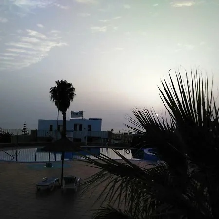 Colina Blanca Tenerife. * أذيخي